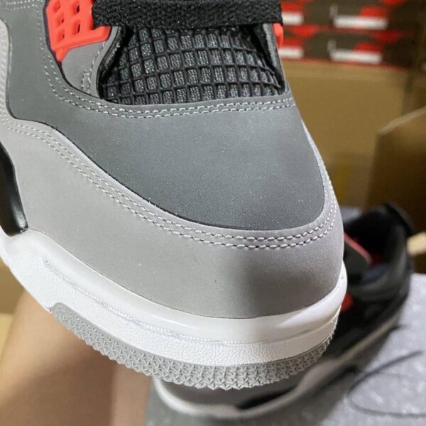 Jordan Shoes Pallets for Sale - Amazon Mega Warehouse.