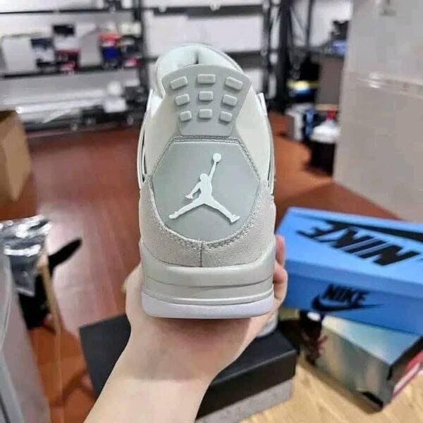 Jordan Shoes Pallets for Sale - Amazon Mega Warehouse.