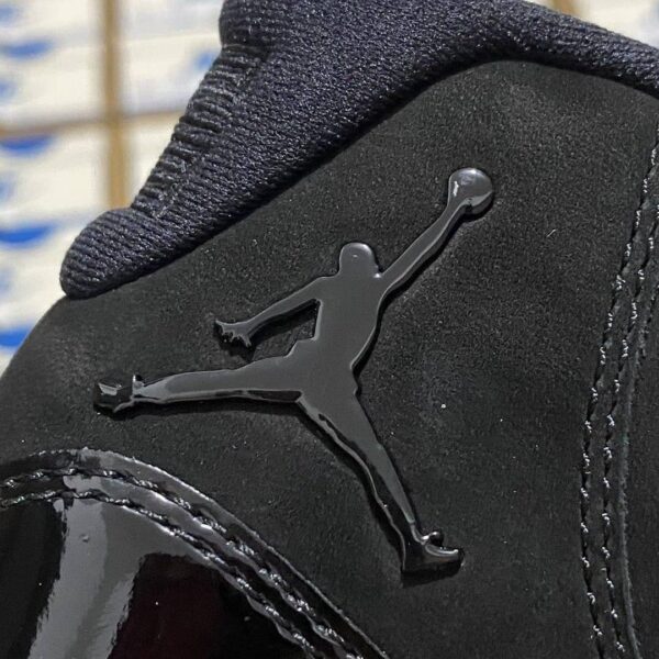 Jordan Shoes Pallets for Sale - Amazon Mega Warehouse.