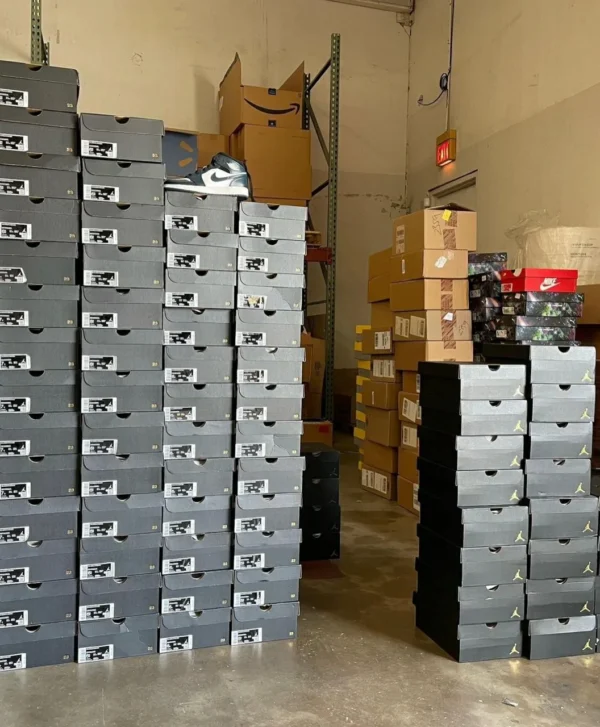 Nike Shoes Pallets For Sale - Amazon Mega Warehouse.