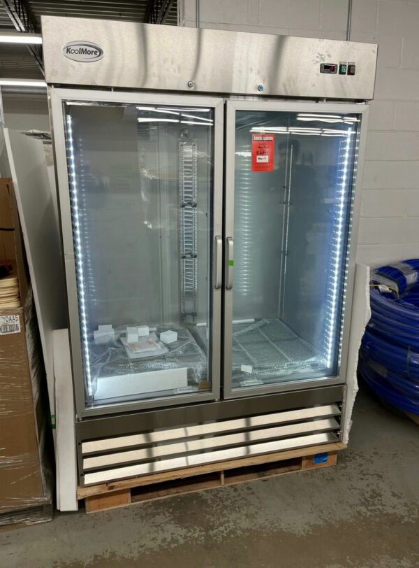 Glass Door Reach-In Freeze - Bulk Pallet Liquidation