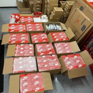 Great Wholesale Nike Sneakers - Amazon Mega Warehouse